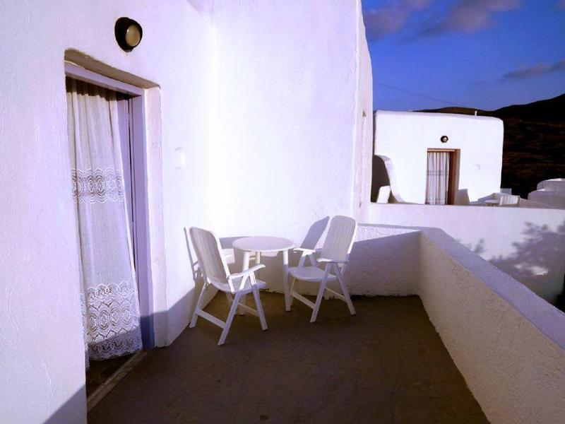 Porto Sikinos Hotel Alopronia Exteriör bild
